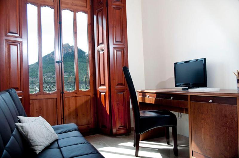 Hotel San Sebastian Hospederia Cieza Bilik gambar